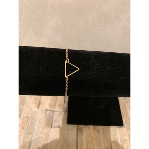 Triangle‎ Thin Bracelet - Picture 1 of 1